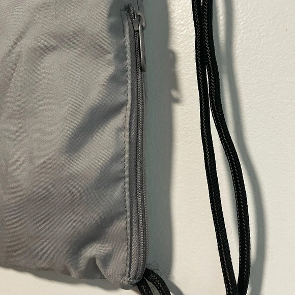 Adidas Originals Gray Drawstring Backpack with Side Zipper Pocket - Picture 3 of 8